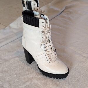 Vince Camuto Cream Lace Up Croc-Embossed Boots